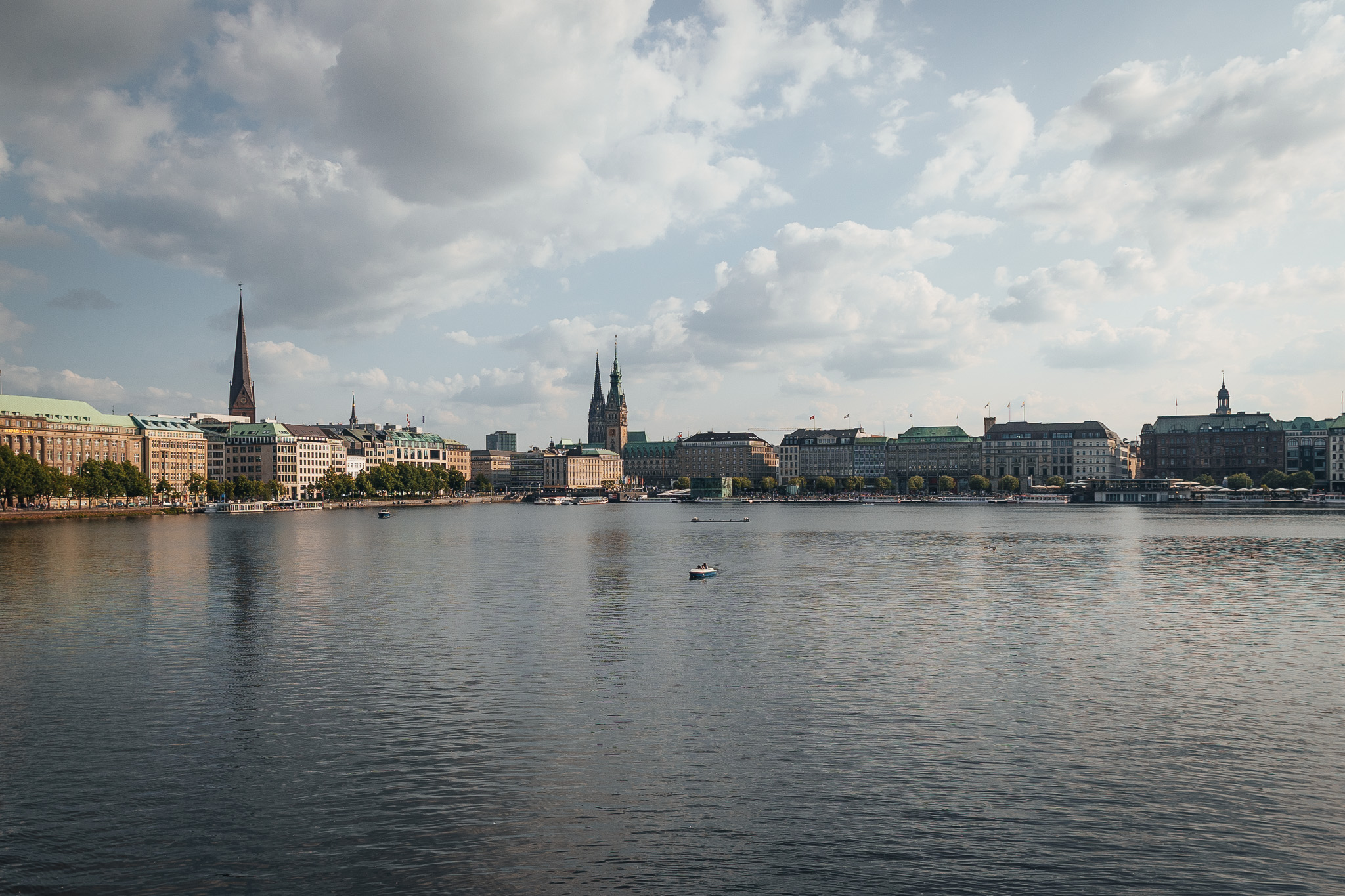 Bicycle tour around the Alster